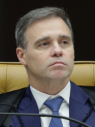 Retrato de André Mendonça